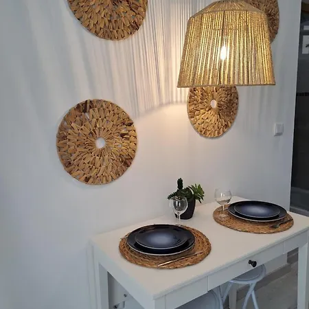 Lucas House * Nazaré