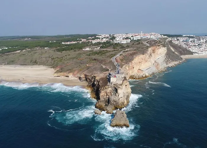 Lucas House * Назаре