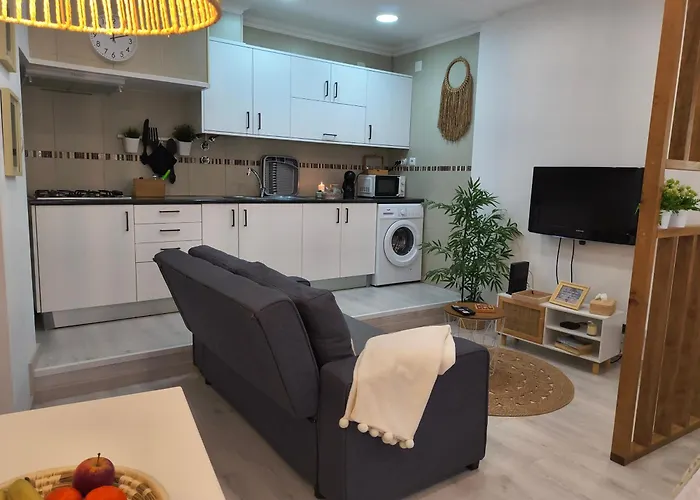 Дом отдыха Lucas House *